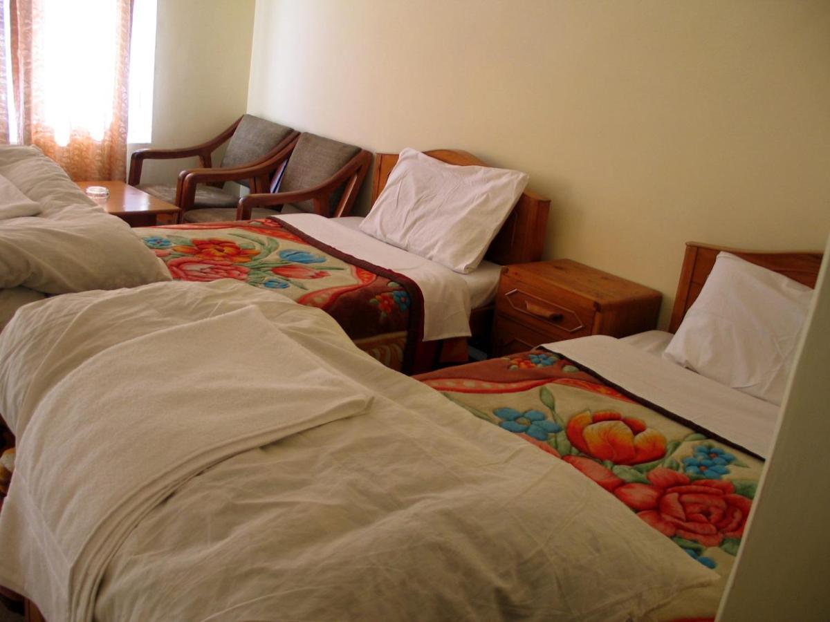 World Roof Hotel Hunza Karimabad  Buitenkant foto