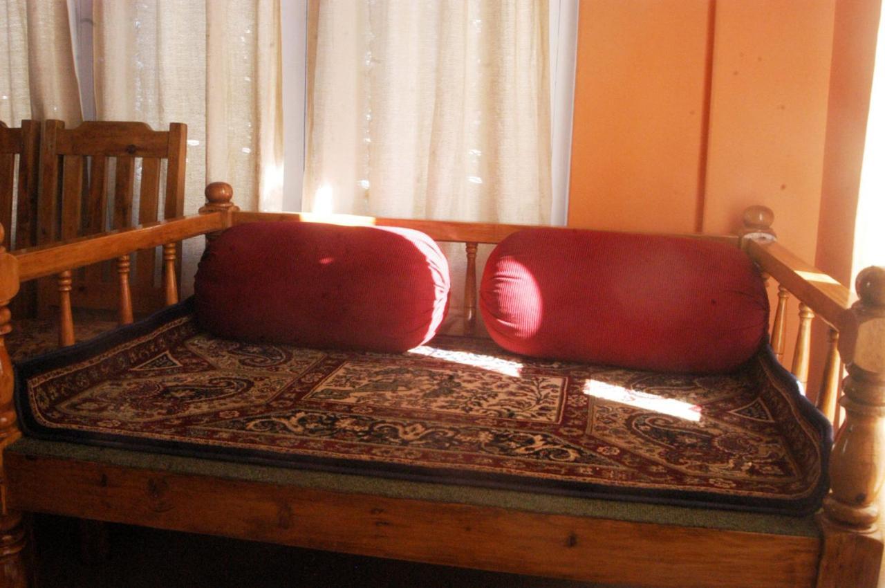 World Roof Hotel Hunza Karimabad  Buitenkant foto