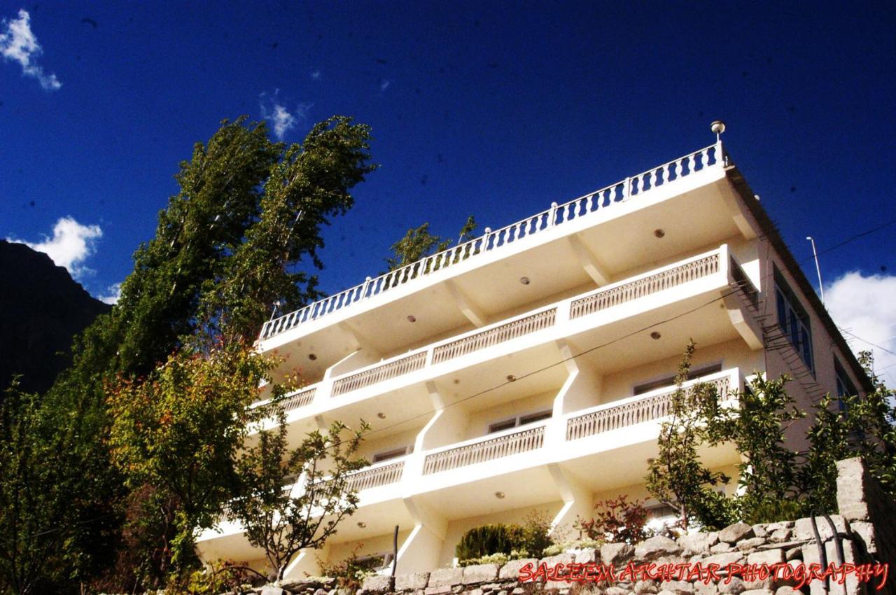 World Roof Hotel Hunza Karimabad  Buitenkant foto